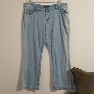 Kenneth Lopez women's blue denim jeans